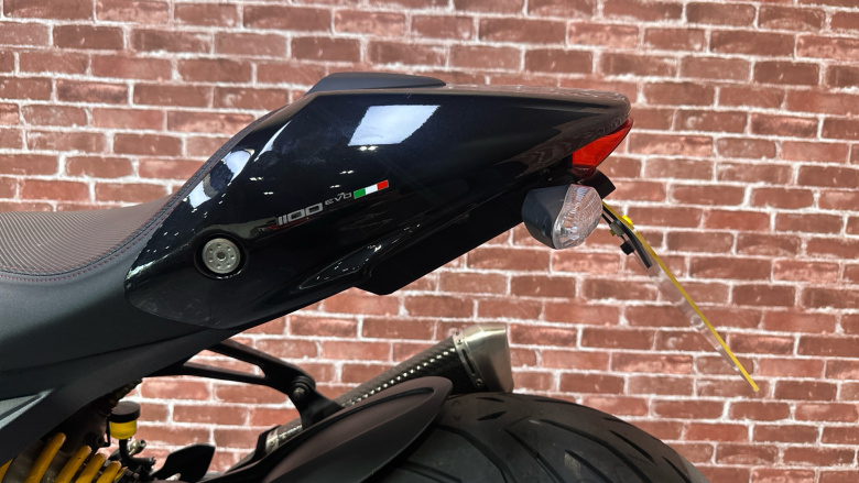 Ducati Monster 1100 Evo ABS DTC